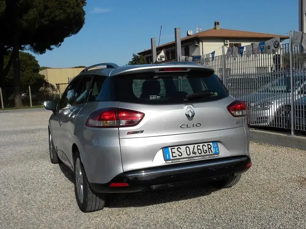 Usata Renault Clio 74 CV (54 kW) 2013 Argento Station wagon