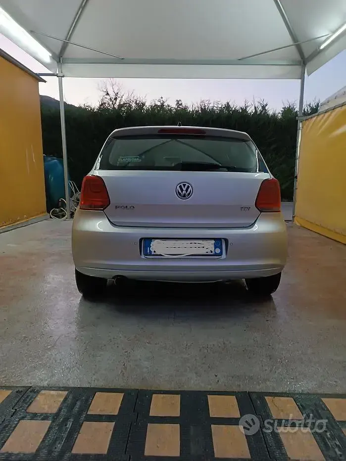 Usata VW Polo 90 CV (66 kW) 2009 Grigio Utilitaria