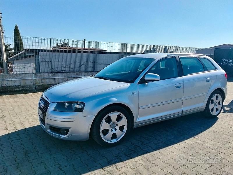 Usata Audi A3 140 CV (102 kW) 2004 Grigio Utilitaria