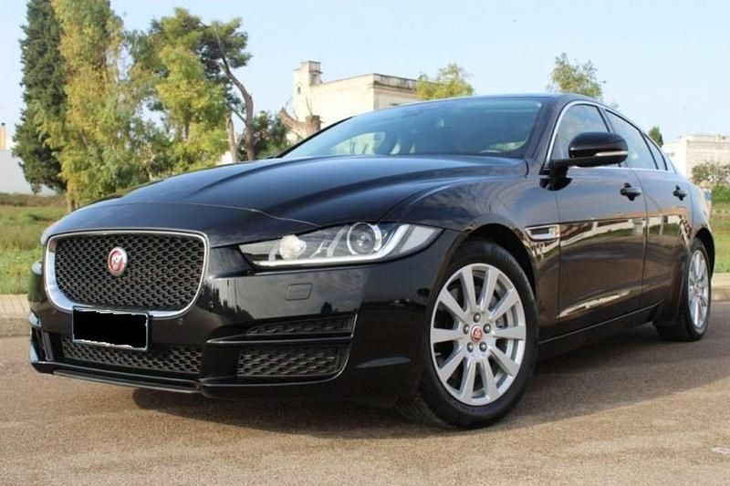 Usata Jaguar XE Portfolio 179 CV (131 kW) 2018 Berlina