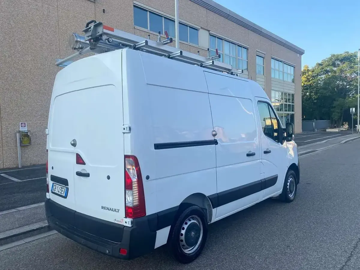 Usata Renault Master 119 kW (163 CV) 2020 Bianco Monovolume
