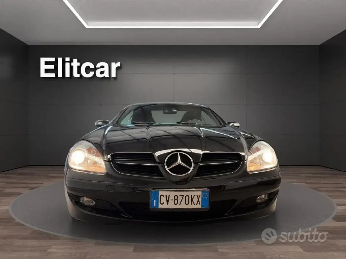 Usata Mercedes SLK200 163 CV (119 kW) 2005 Nero Cabrio