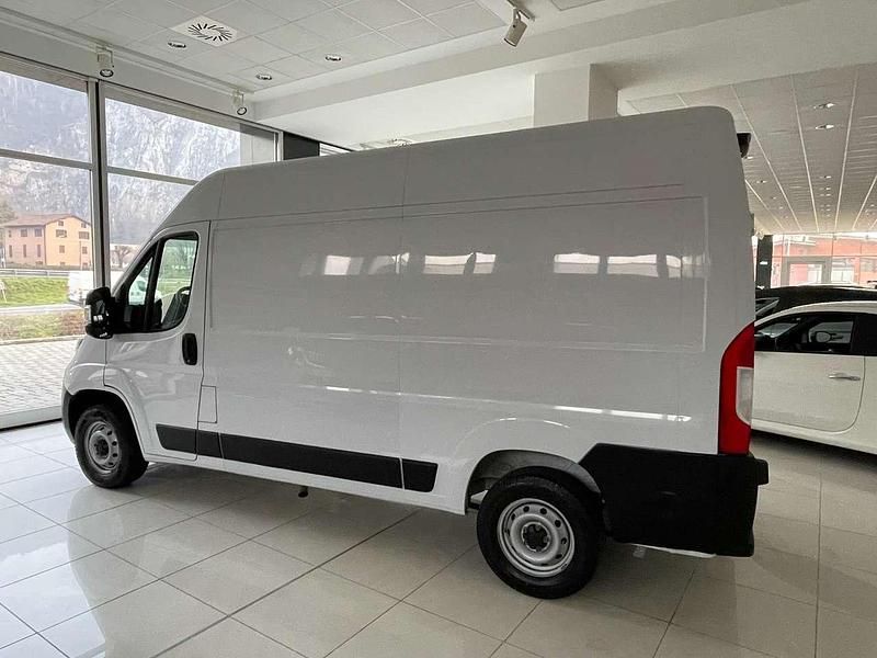 Usata Fiat Ducato 140 CV (102 kW) 2023 Bianco Furgone