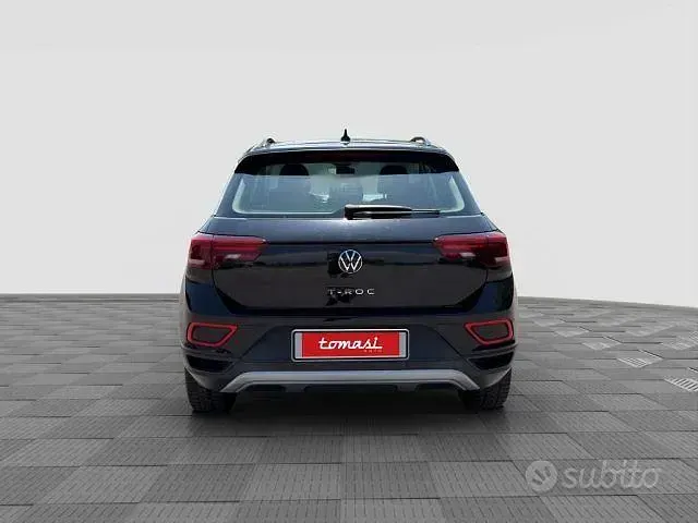 Usata VW T-Roc Life 150 CV (110 kW) 2022 Nero SUV