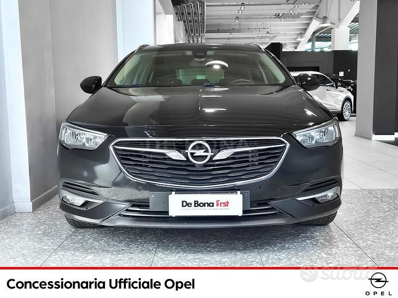 Usata Opel Insignia Innovation 170 CV (125 kW) 2018 Nero Station wagon