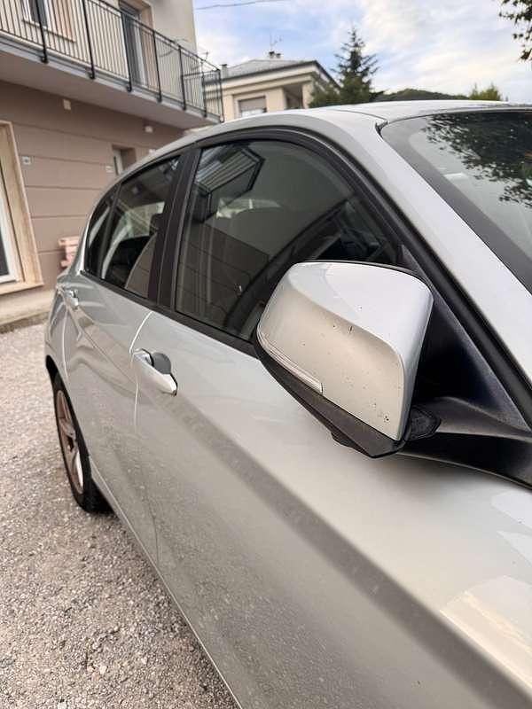 Usata BMW 114 Advantage 95 CV (69 kW) 2015 Argento Utilitaria
