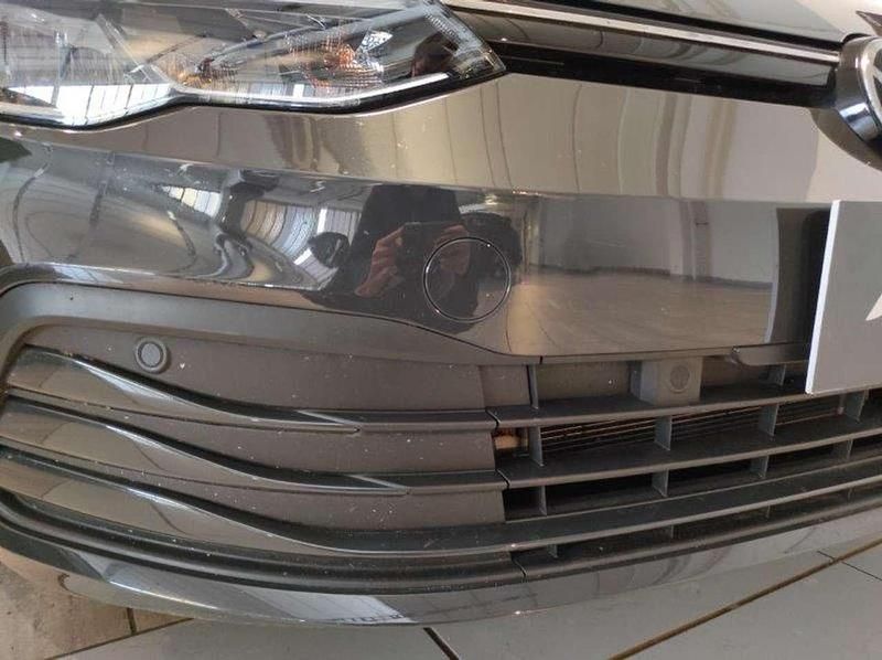 Usata VW Golf VIII Life 116 CV (85 kW) 2022 Grigio Berlina