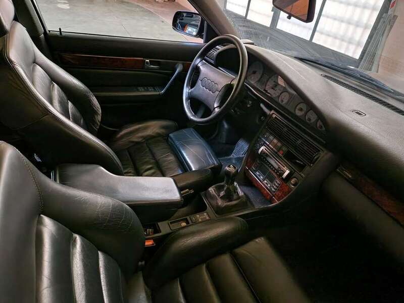 Usato 1993 Audi S4 2.2 Benzin 230 CV (11.900 €)
