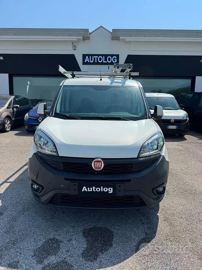 Usata Fiat Doblò Lounge 120 CV (88 kW) 2019 Monovolume