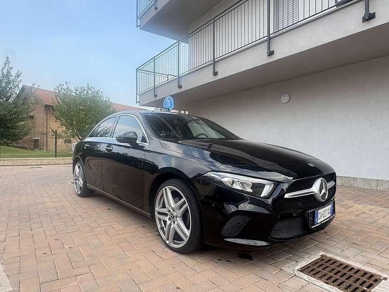Usata Mercedes A200 Premium 163 CV (119 kW) 2019 Berlina