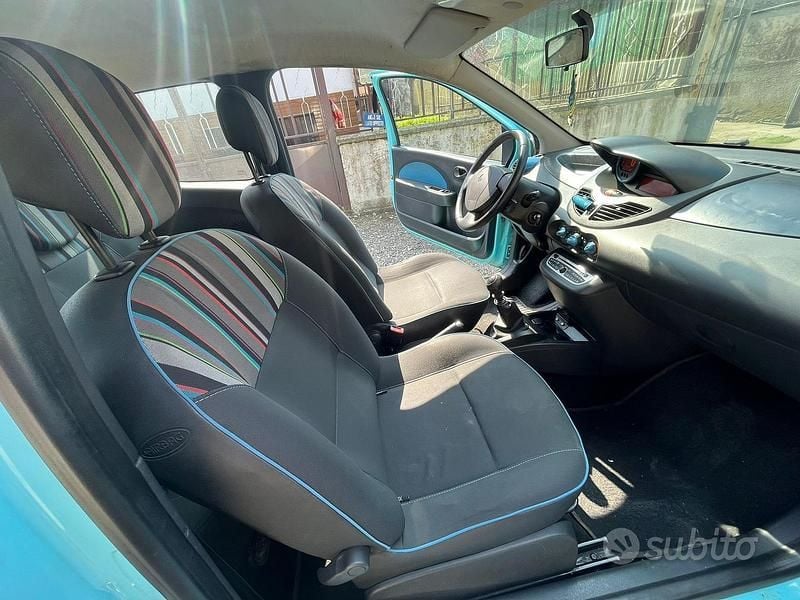 Usata Renault Twingo 75 CV (55 kW) 2012 Blu/azzurro Utilitaria