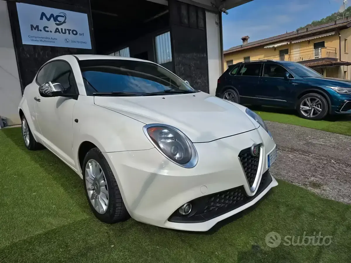 Begagnad Alfa Romeo MiTo 78 HK (57 kW) 2018 Beige Halvkombi