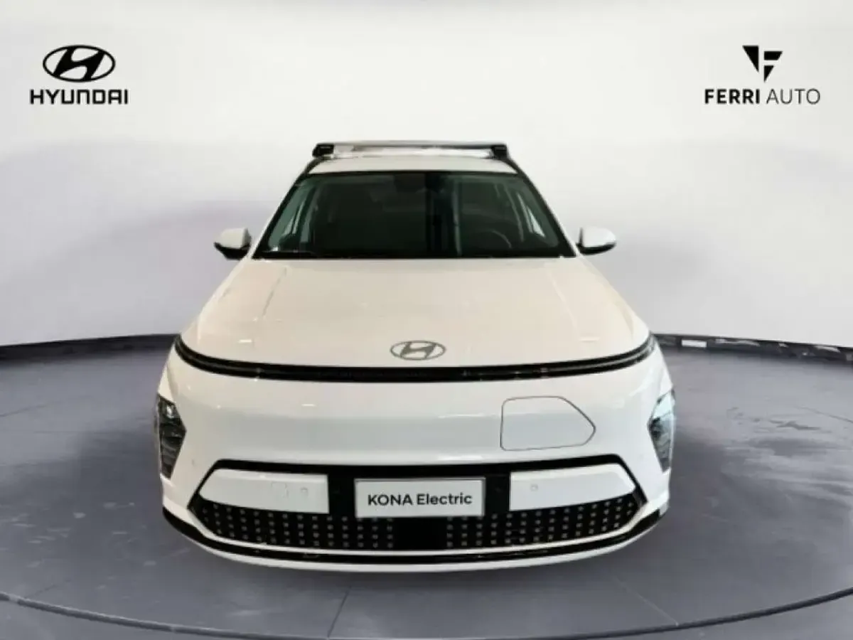 Usata Hyundai Kona 114 kW (156 CV) 2024 Bianco SUV