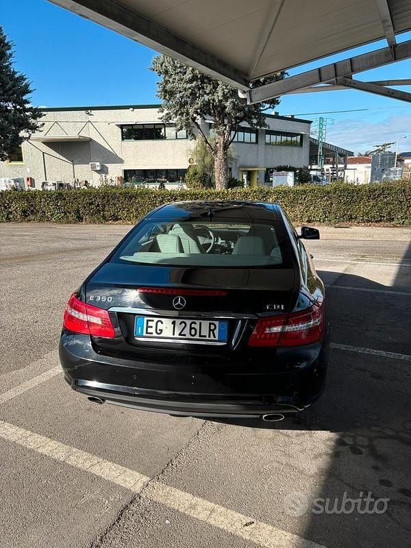 Usata Mercedes E350 Avantgarde 2011 Nero Coupé