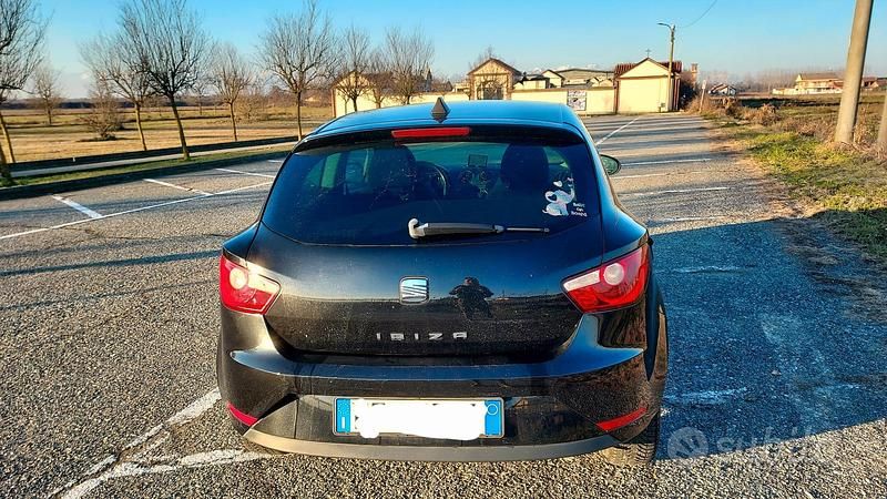Usata Seat Ibiza 85 CV (62 kW) 2013 Nero
