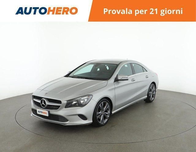 Argento Usata 2017 Mercedes CLA180 Tre volumi | 18.199 € (Buon prezzo) - Immagine 1/2