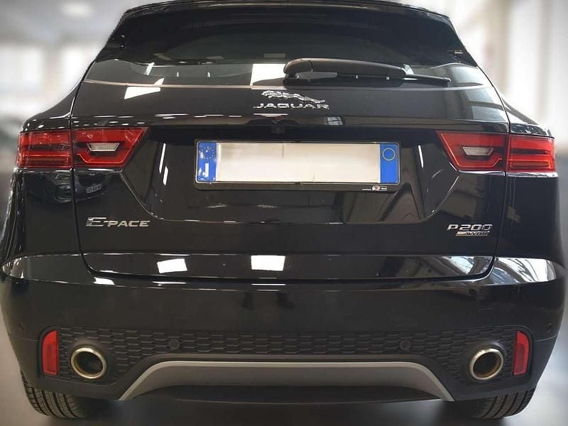 Usata Jaguar E-Pace 200 CV (147 kW) 2020 Narvik black SUV