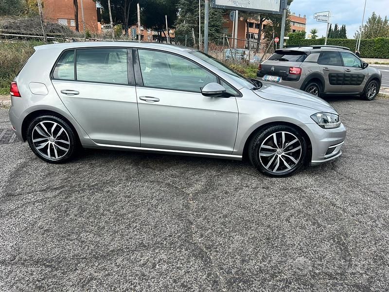 Usata VW Golf VII 110 CV (80 kW) 2017 Grigio Berlina