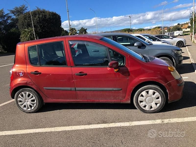 Usata Renault Modus 2006 Rosso Monovolume