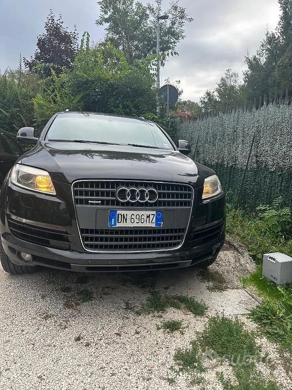Usata Audi Q7 240 CV (176 kW) 2007 Nero SUV
