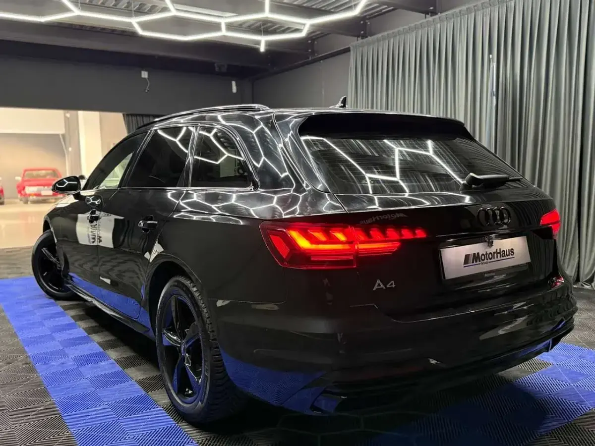 Usata Audi A4 Advanced 163 CV (119 kW) 2024 Nero Station wagon