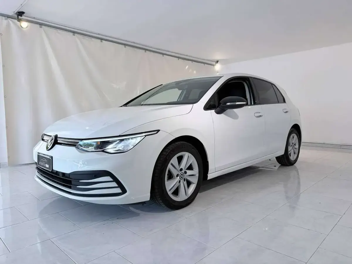 Usata VW Golf VIII 150 CV (110 kW) 2020 Other Berlina