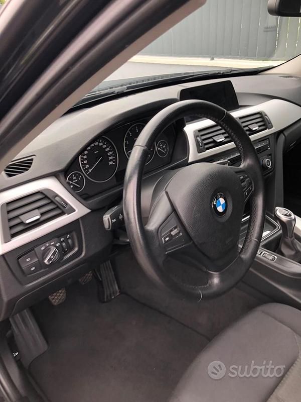 Usata BMW 318 143 CV (105 kW) 2014 Nero Station wagon