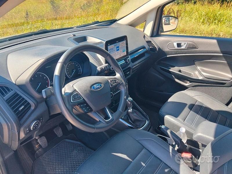 Usata Ford Ecosport 125 CV (91 kW) 2021 Grigio SUV