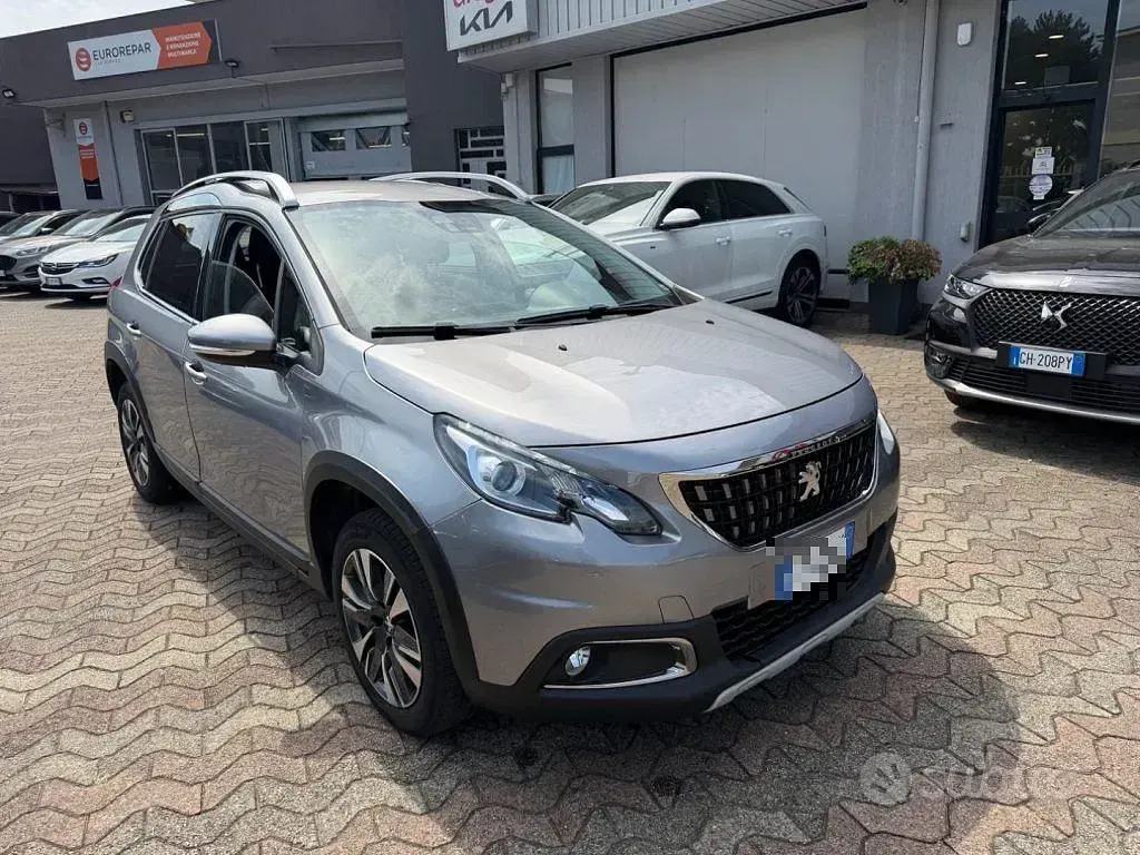 Usata Peugeot 2008 Allure 83 CV (61 kW) 2019 Grigio SUV