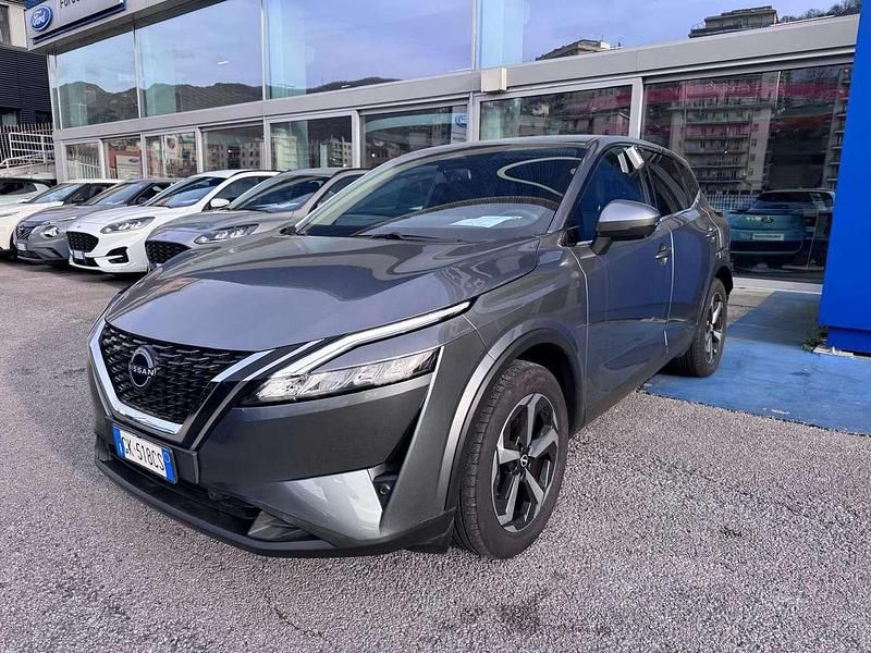 Usata Nissan Qashqai N-Connecta 140 CV (102 kW) 2022 Grigio SUV