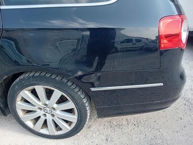 Usata VW Passat Comfortline 140 CV (102 kW) 2010 Nero Station wagon