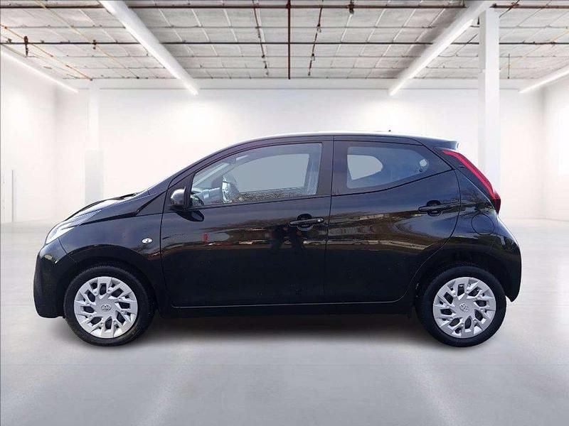 Usata Toyota Aygo X-wave 72 CV (52 kW) 2021 Nero metallizzato Utilitaria