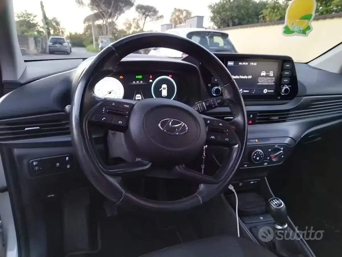Usata Hyundai i20 84 CV (61 kW) 2022 Grigio Utilitaria