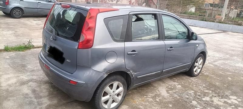 Usata Nissan Note Visia 86 CV (63 kW) 2008 Grigio Utilitaria