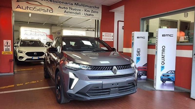 Nuova Renault Captur Techno 91 CV (66 kW) 2025 Grigio SUV