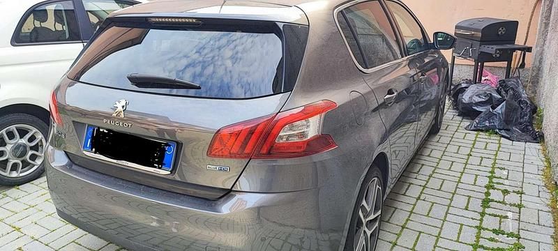 Usata Peugeot 308 Allure 120 CV (88 kW) 2016 Berlina