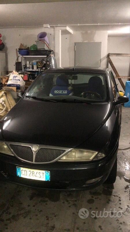 Usata Lancia Ypsilon 2003 Nero Utilitaria