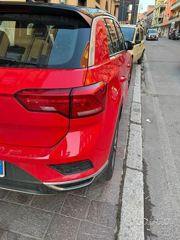 Usata VW T-Roc 2021 Rosso SUV