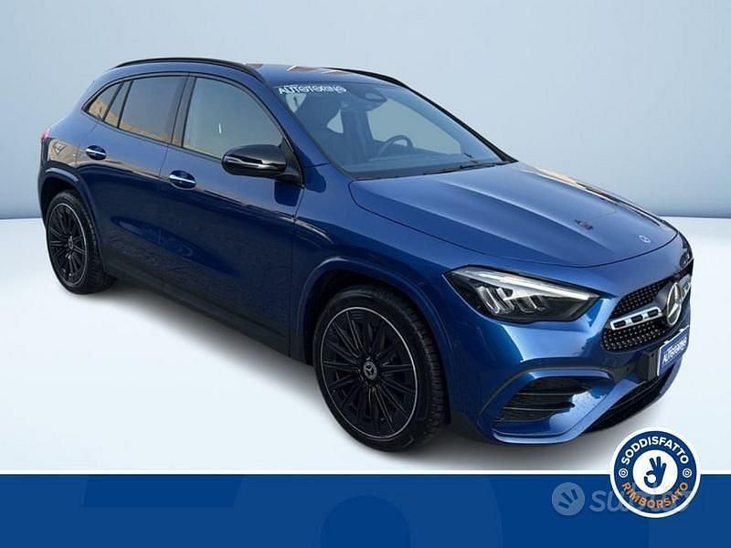 Usata Mercedes GLA180 AMG line 2025 Blu SUV