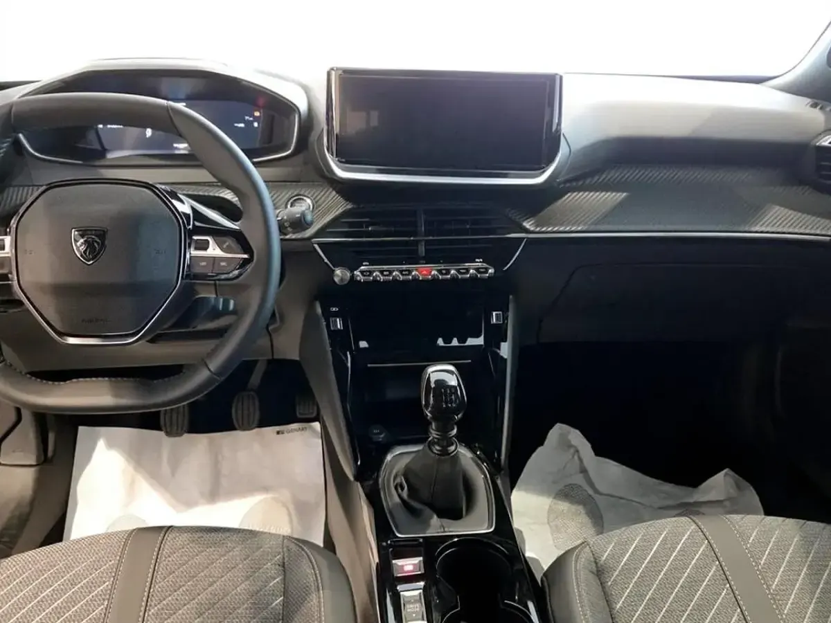 Nuova Peugeot 2008 Allure 100 CV (73 kW) 2026 Blu obsession SUV