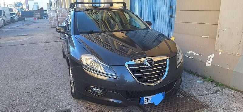 Usata Lancia Delta 120 CV (88 kW) 2013 Utilitaria