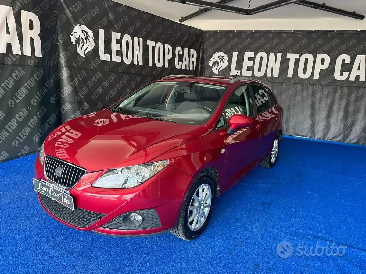 Usata Seat Ibiza ST 75 CV (55 kW) 2010 Rosso Station wagon