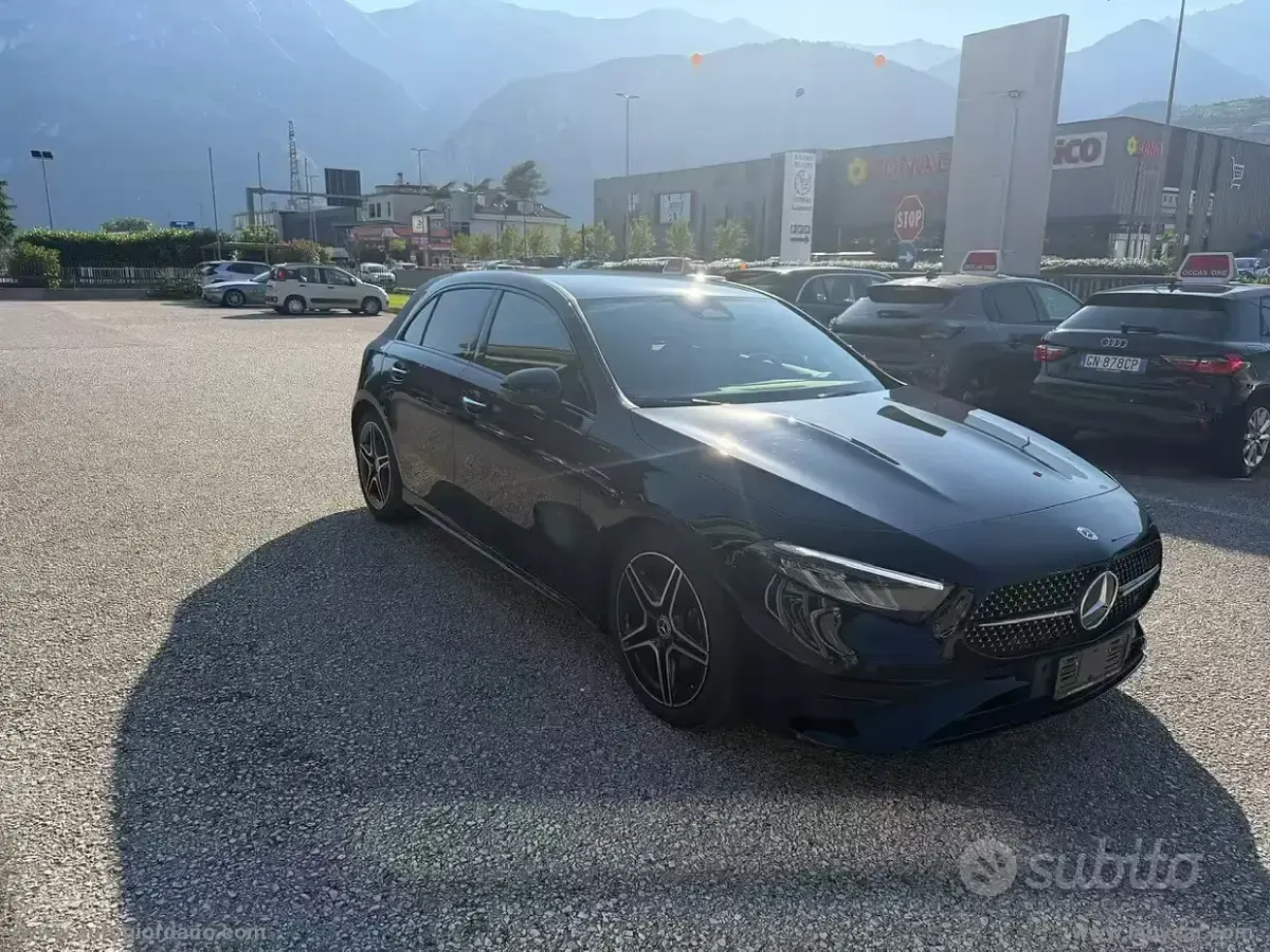 Usata Mercedes A180 Advanced Plus 136 CV (100 kW) 2025 Nero Berlina