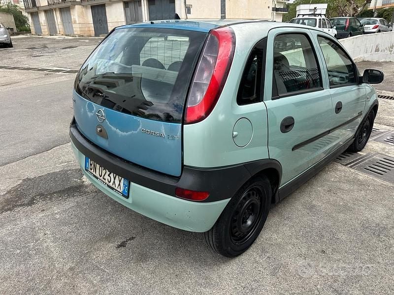 Usata Opel Corsa 75 CV (55 kW) 2002 Blu Utilitaria