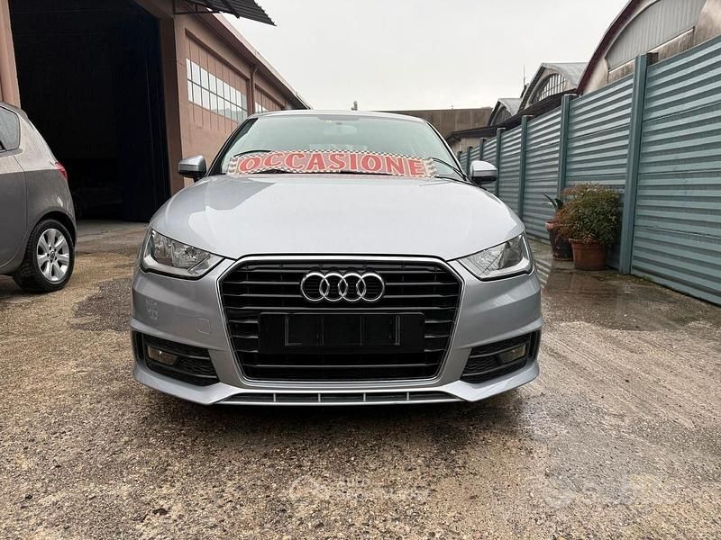 Usata Audi A1 Admired 82 CV (60 kW) 2017 Blu Berlina