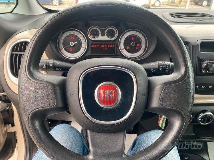 Usata Fiat 500L Lounge 95 CV (69 kW) 2016 Beige Monovolume