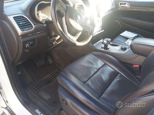 Usata Jeep Grand Cherokee Summit 250 CV (183 kW) 2016 Bianco SUV