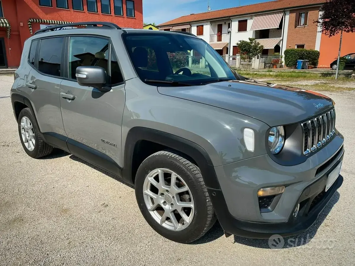 Usata Jeep Renegade Limited 120 CV (88 kW) 2021 Grigio SUV