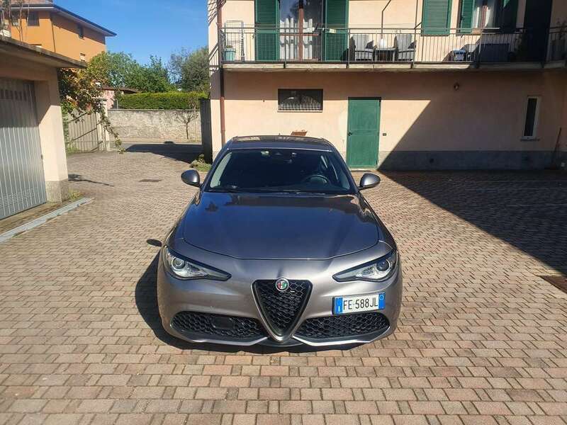 Venduto Alfa Romeo Giulia 2.2 t Veloc. - auto usate in vendita