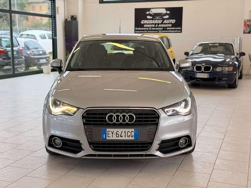 Usata Audi A1 Sportback Attraction 86 CV (63 kW) 2015 Argento Utilitaria